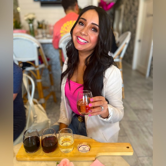 Meet your Posher, Marie - Picture 1 of 1